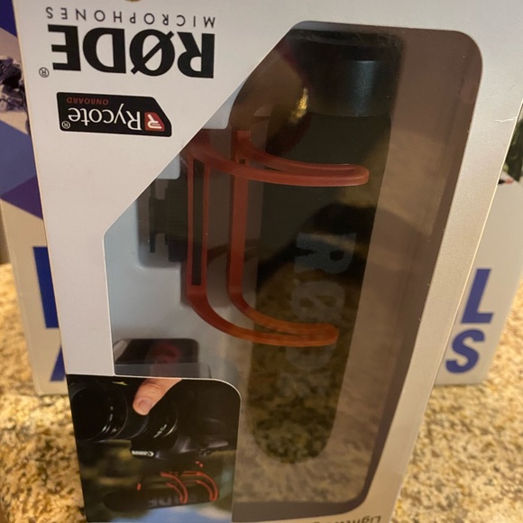 Cannon camera - Picture 3 of 5